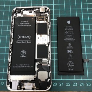 iPhone6s　バッテリー交換