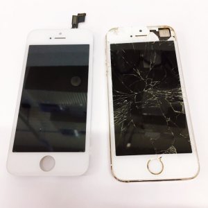 iPhone5S 液晶交換