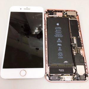 iPhone7Plus 液晶交換