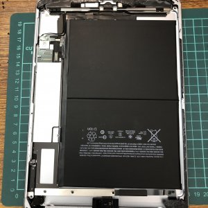 iPad　Air（第6世代）バッテリー交換