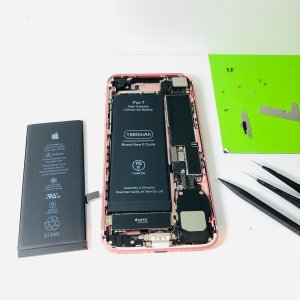 上越店 iPhone7 バッテリー交換