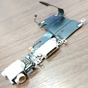 iPhone6 ライトニング修理 バッテリー パネル 液晶 パーツ交換 画面割れ 画面修理 iPhone スマートフォン スマホ 携帯修理 ドンキホーテ 高田 長野市