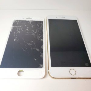 上越店 iPhone7 パネル交換