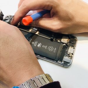 イオン新潟青山店 iPhone6sフロントパネル交換修理