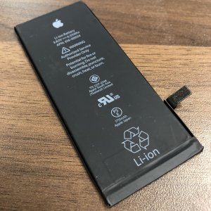 iPhone6S バッテリー交換