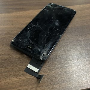 iPhone7 フロントパネル交換