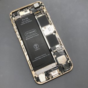 iPhone 6S バッテリー交換
