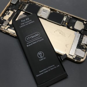 iPhone 6S バッテリー交換