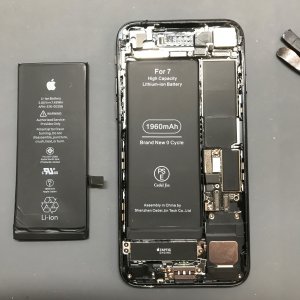 iPhone 7 バッテリー交換