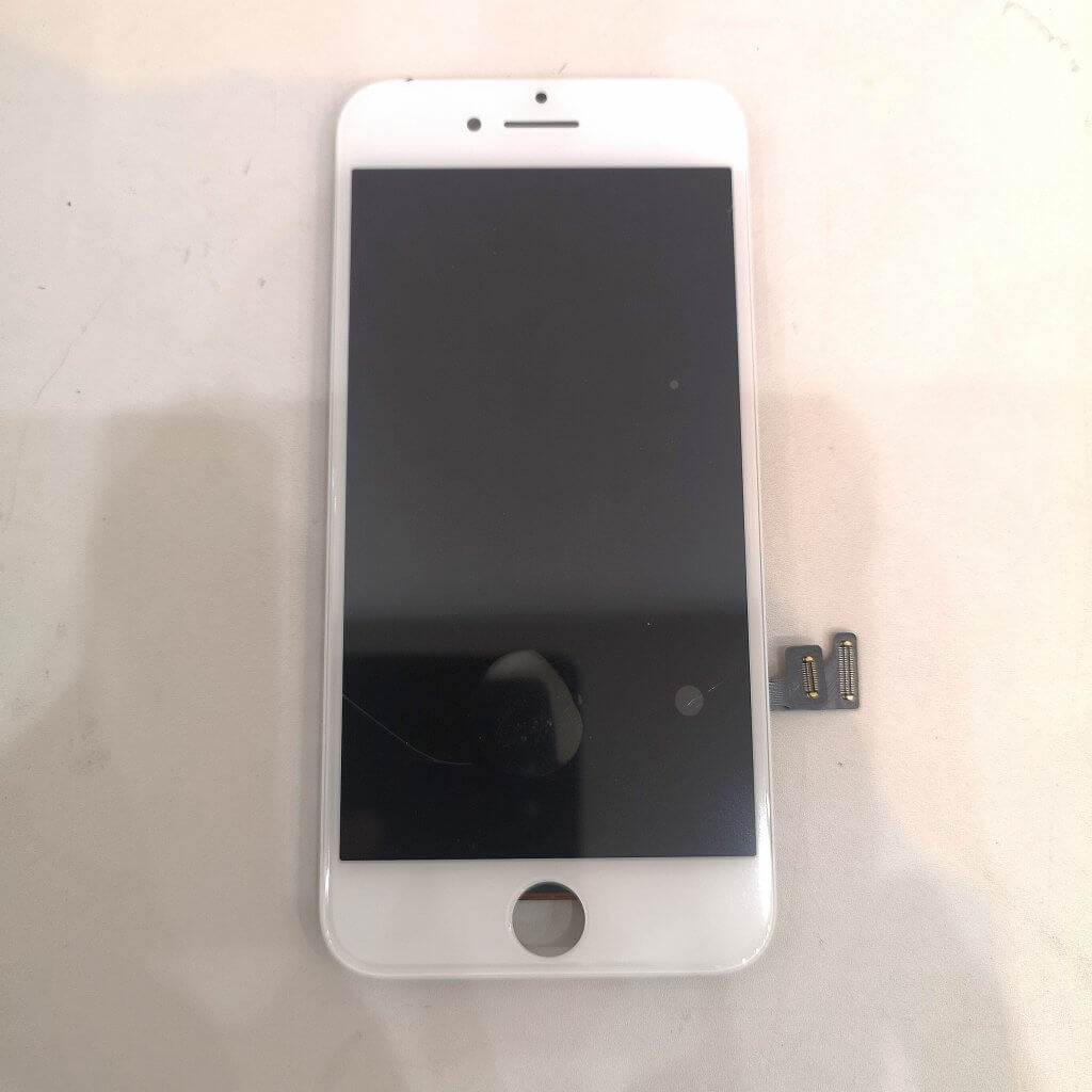 iPhone 8 パネル交換 スマートフォン スマホ 携帯修理 東京都 御徒町