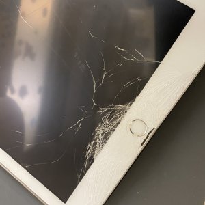 iPad6 デジタイザー交換