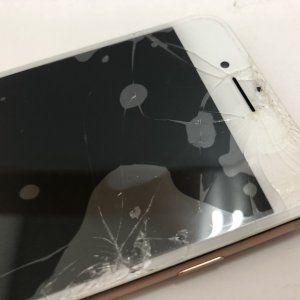 iPhone8 液晶交換
