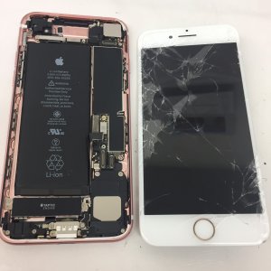 iPhone7 パネル交換