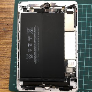iPadmini2 画面交換修理