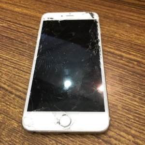 iPhone６プラス　画面修理