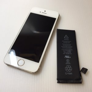 イオン新潟青山店 iPhone5sバッテリー交換修理