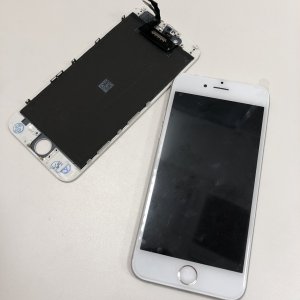 イオン新潟青山店 iPhone6フロントパネル交換