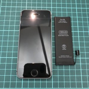 iPhone５Sバッテリー交換