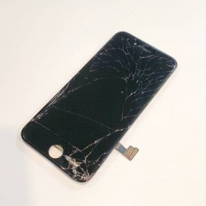 上越店 iPhone7 液晶交換