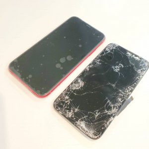上越店 iPhoneXR 液晶交換