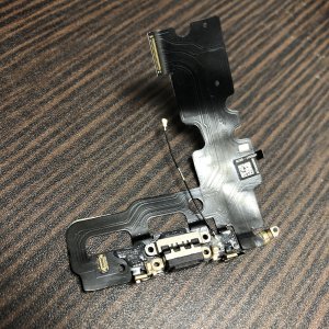 iPhone7 ライトニング交換修理