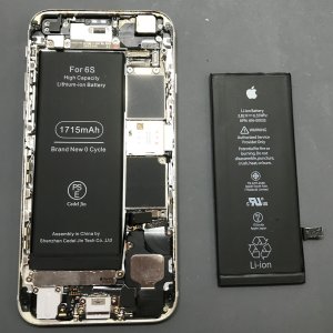 iPhone 6S バッテリー交換