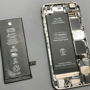 iPhone 6S バッテリー交換