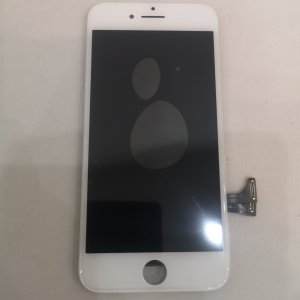 iPhone 8 パネル交換 スマートフォン スマホ 携帯修理 川口市 西川口