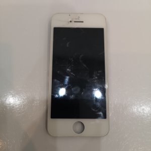 iPhone SE パネル交換 スマートフォン スマホ 携帯修理 東京都 御徒町