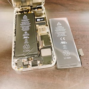 iphone5 バッテリー交換