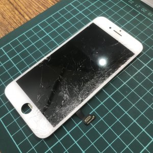 iPhone７ガラス割れ交換修理