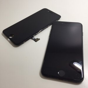 イオン新潟青山店 iPhone7パネル交換修理