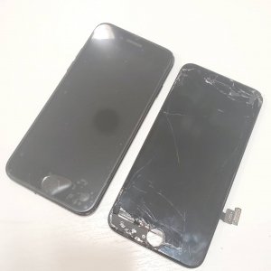 上越店 iPhone7 液晶交換