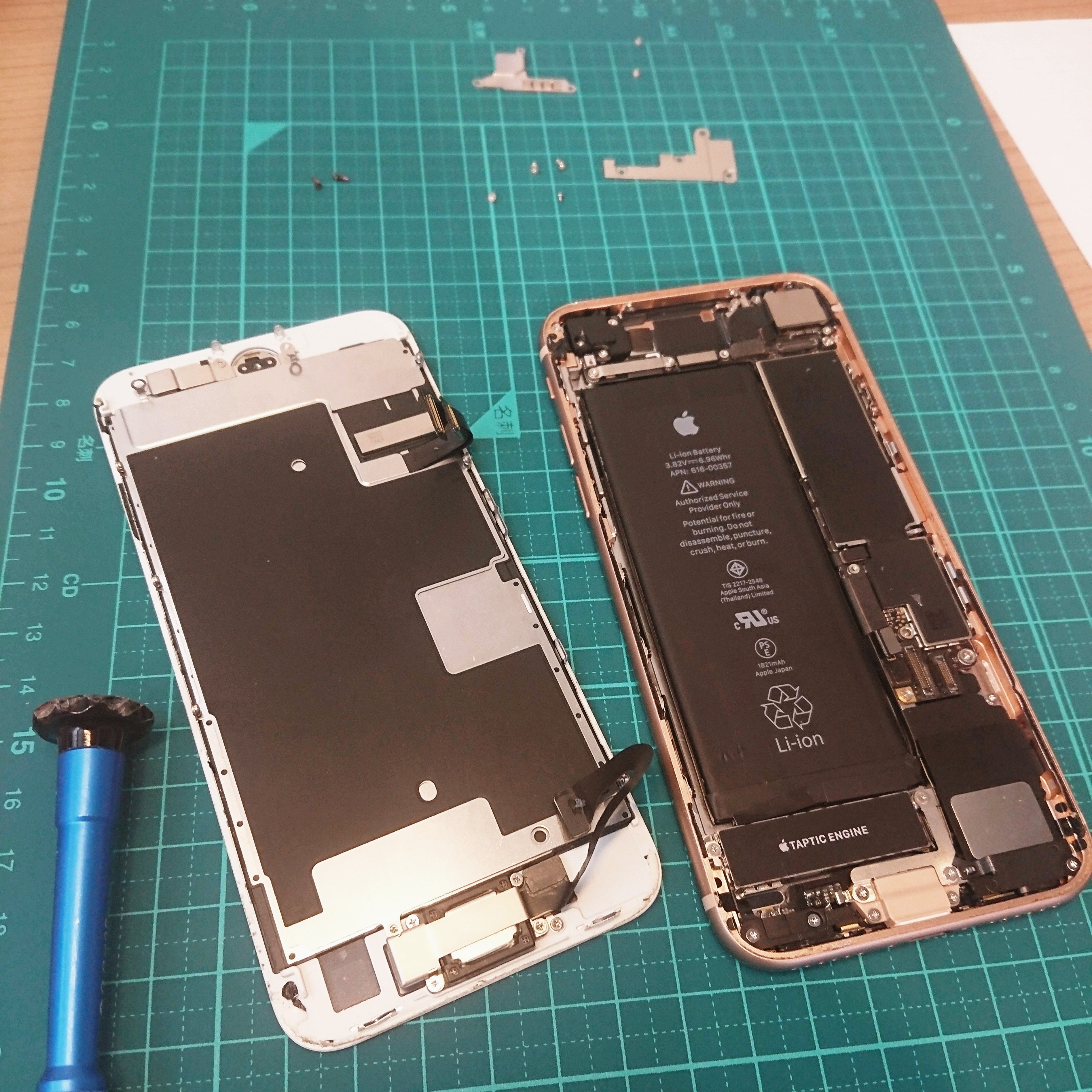 iPhone7 パネル交換