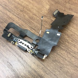 iPhone7 ライトニング交換