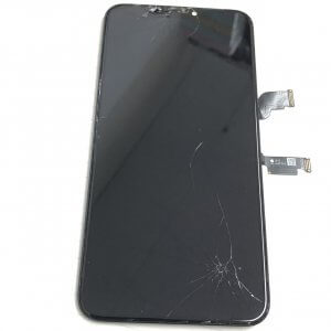 iPhoneXSMax フロントパネル交換修理