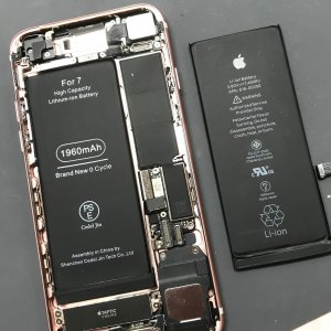 iPhone7 バッテリー交換