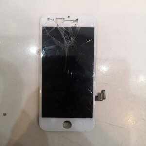 iPhone 7 パネル交換 スマートフォン スマホ 携帯修理 川口市 西川口