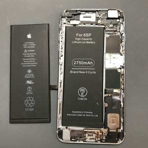 iPhone 6S Plus バッテリー交換