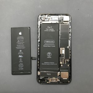 iPhone 7 バッテリー交換