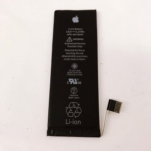 iPhoneSE バッテリー交換修理