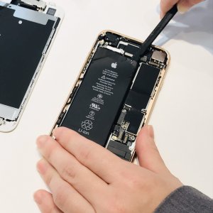 イオン新潟青山店 iPhone8バッテリー交換修理