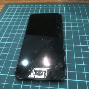 iPodタッチ６　画面修理