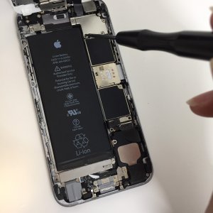 イオン新潟青山店 iPhone6sバッテリー交換修理