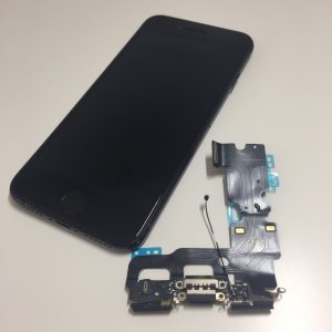 イオン新潟青山店 iPhone7ライトニング交換修理