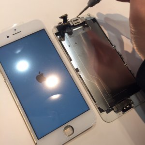 イオン新潟青山店 iPhone6パネル交換修理