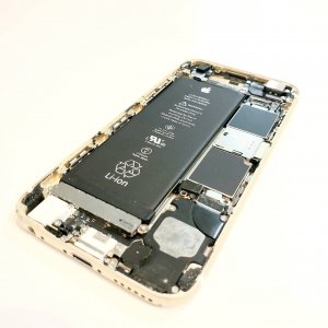 iPhone修理Shop 上越アコーレ店 iPhone6S バッテリー交換