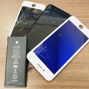 iPhone パネル、バッテリー、液晶交換 パーツ交換 画面割れ 画面修理 iPhone スマートフォン スマホ 携帯修理 ドンキホーテ 高田 長野市