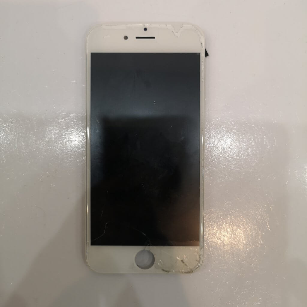 iPhone 6S 液晶交換 パネル交換 スマートフォン スマホ 携帯修理 川口市 西川口