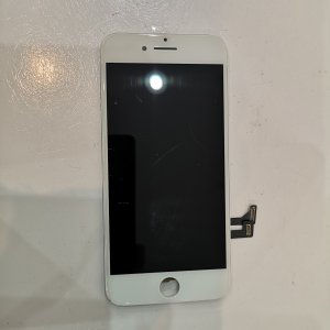 iPhone 8 液晶交換 パネル交換 スマートフォン スマホ 携帯修理 東京都 御徒町